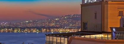 Doubletree By Hilton Hotel Izmir - Alsancak