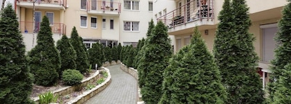 Central Passage Apartments By Vagabond