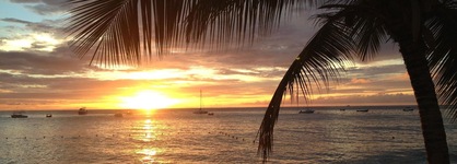 Tropical Sunset Beach Apartment Hotel