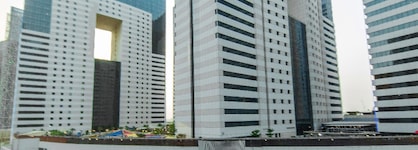 Ezdan Hotel and Residence