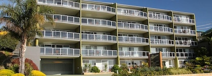 Albacore Apartments
