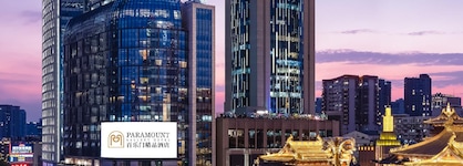 Paramount Gallery Hotel