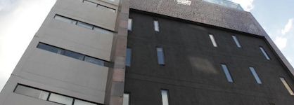 Hotel 47 Medellin Street