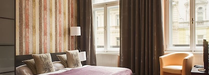 Royal Court Legerova