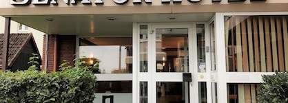 Senator Hotel