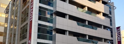 Saffron Hotel
