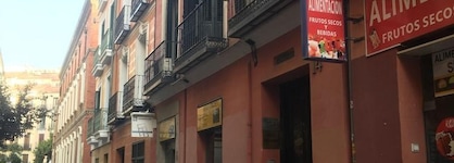 Hostal Adis