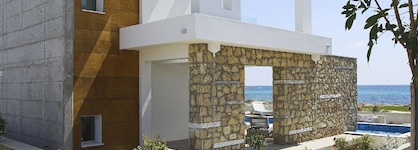 Paradise Cove Beach Villas