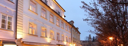 Hotel At The Golden Scissors