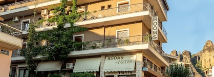 Toti Boutique Rooms