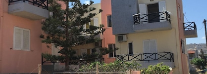 Stella Apartments