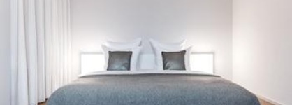 Bob W Munich Schwabing