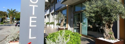 Hotel Dimorae Rooms And Suites - Apartments