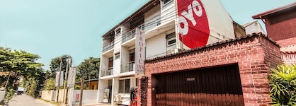 Tropic Inn - Mount Lavinia