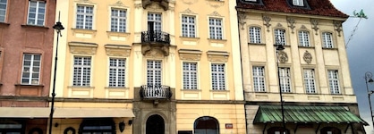 Dom Literatury Pokoje Gościnne