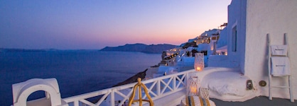 Alexander's Suites