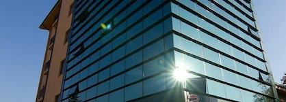 West Plaza Hotel