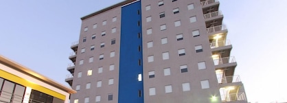 One La Paz Hotel