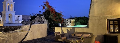 Santorini Heritage Villas & Mansions