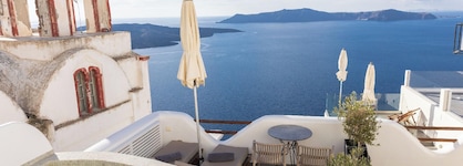 Athina Aperto Suites