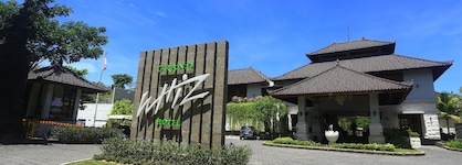 Grand Whiz Hotel Nusa Dua Bali