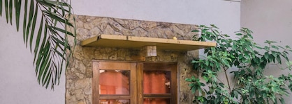 Acacia Tree Garden Hotel