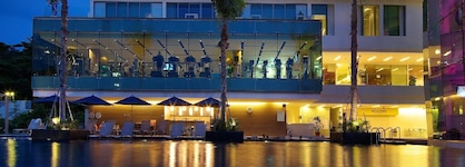 One15 Marina Hotel Sentosa Cove