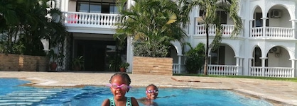 Cityblue Creekside Hotel & Suites