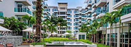 Fishermen's Harbour Urban Resort
