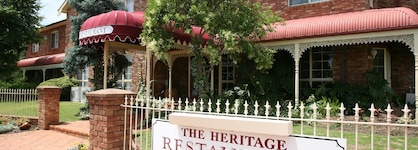 Australian Heritage Motor Inn