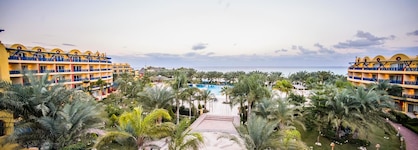 Carols Beau Rivage Hotel