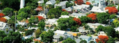 Ella's Cottages - Key West Historic Inns