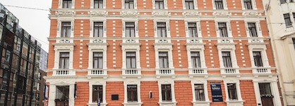 Bearsleys Downtown Apartments