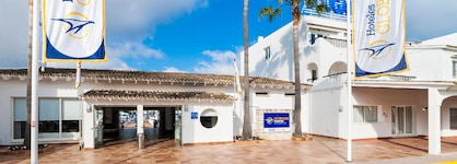 Globales Aparthotel Bouganvilla