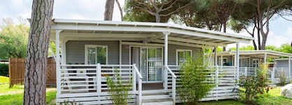 Club Del Sole Adriano Family Collection