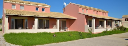 Megali Luxuries Apartments