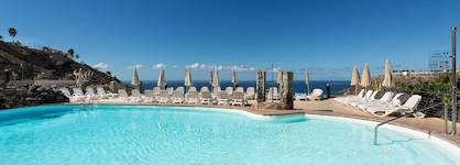 Holiday Club Jardin Amadores