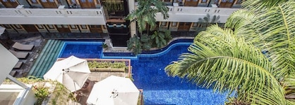 Famous Hotel Kuta