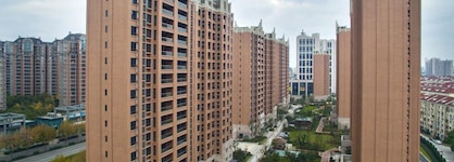 Green Court Place Jinqiao Middle Ring Shanghai