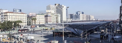 Napoli Garibaldi Square
