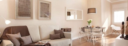 Enjoybcn Coliseum Apartments