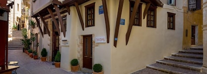 Contessa Boutique Hotel