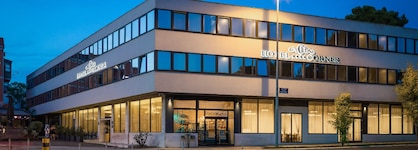 Hotel Corner
