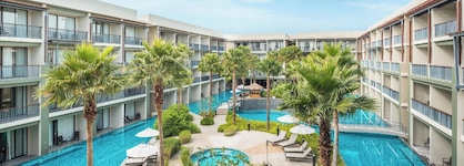 Le Meridien Khao Lak Resort & Spa
