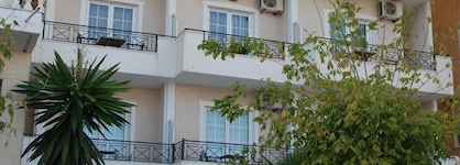 Hotel Mano