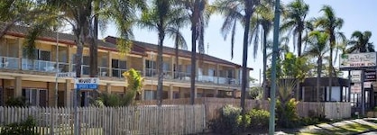 South Pacific Palms Motor Inn