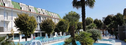 Hotel Paris Resort