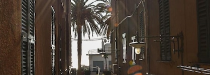 Marina Hotel Charming Rooms