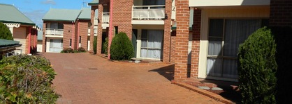 The Roseville Apartments