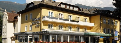 Tourist Hotel